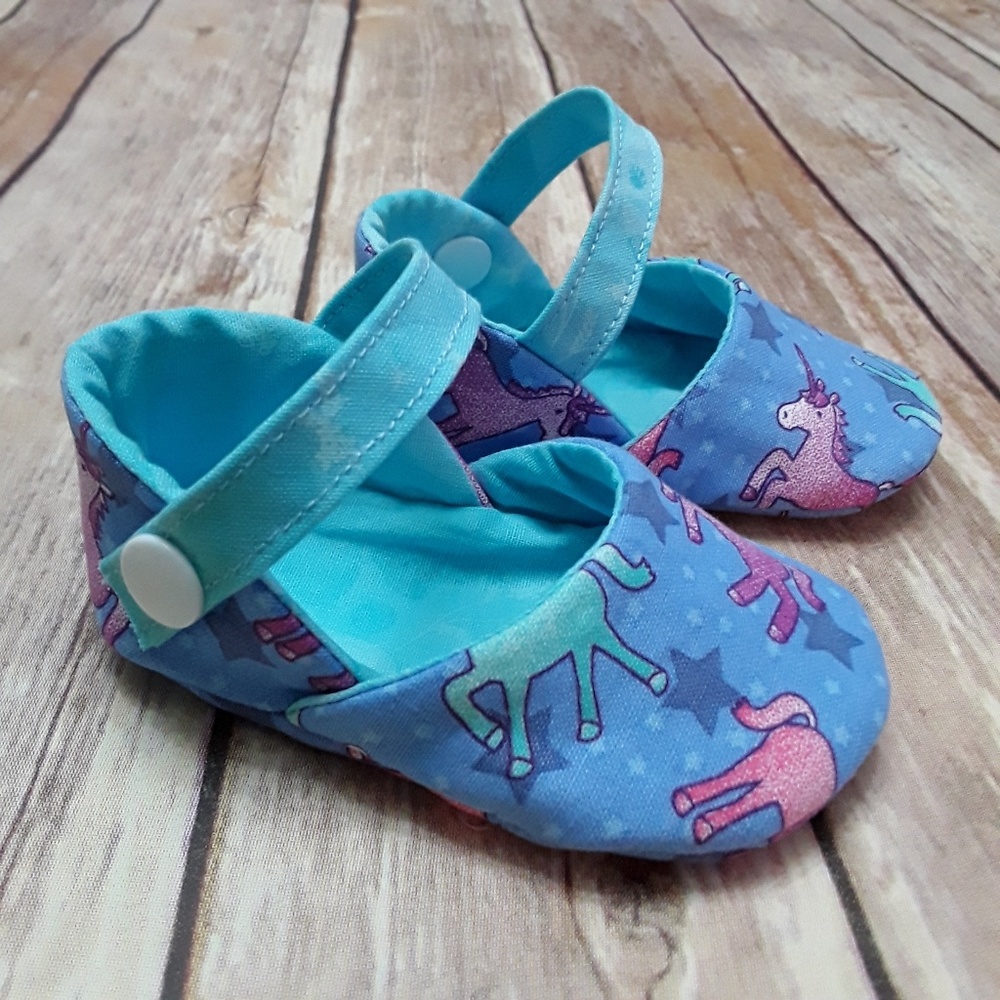 Baby shoes for that special little girl. (Unicorn)